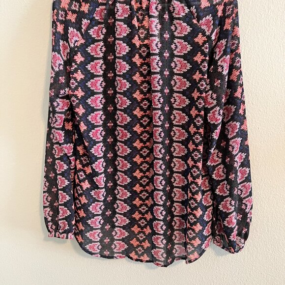 Violet + Claire Sheer Blouse - Sz M (NWT) - Picture 8 of 9